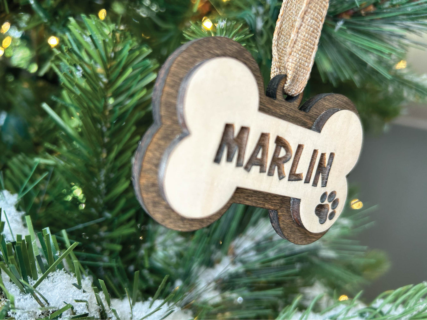 Personalized Christmas tree ornament, Dog bone ornament, Pet ornament, Christmas gift, Christmas tree decoration, Christmas tree ornament.